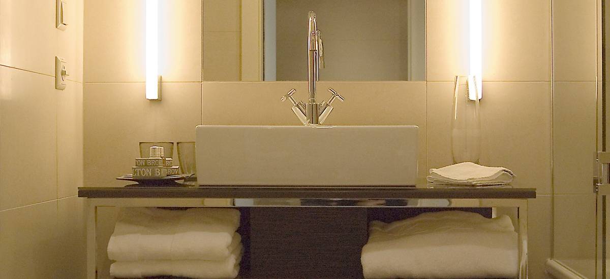 hotel the ring